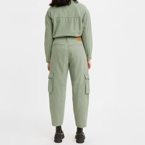 NEW Women's Levi's Loose Cargo Pant Sea Spray Size 29x26 366930007 - Picture 2 of 7